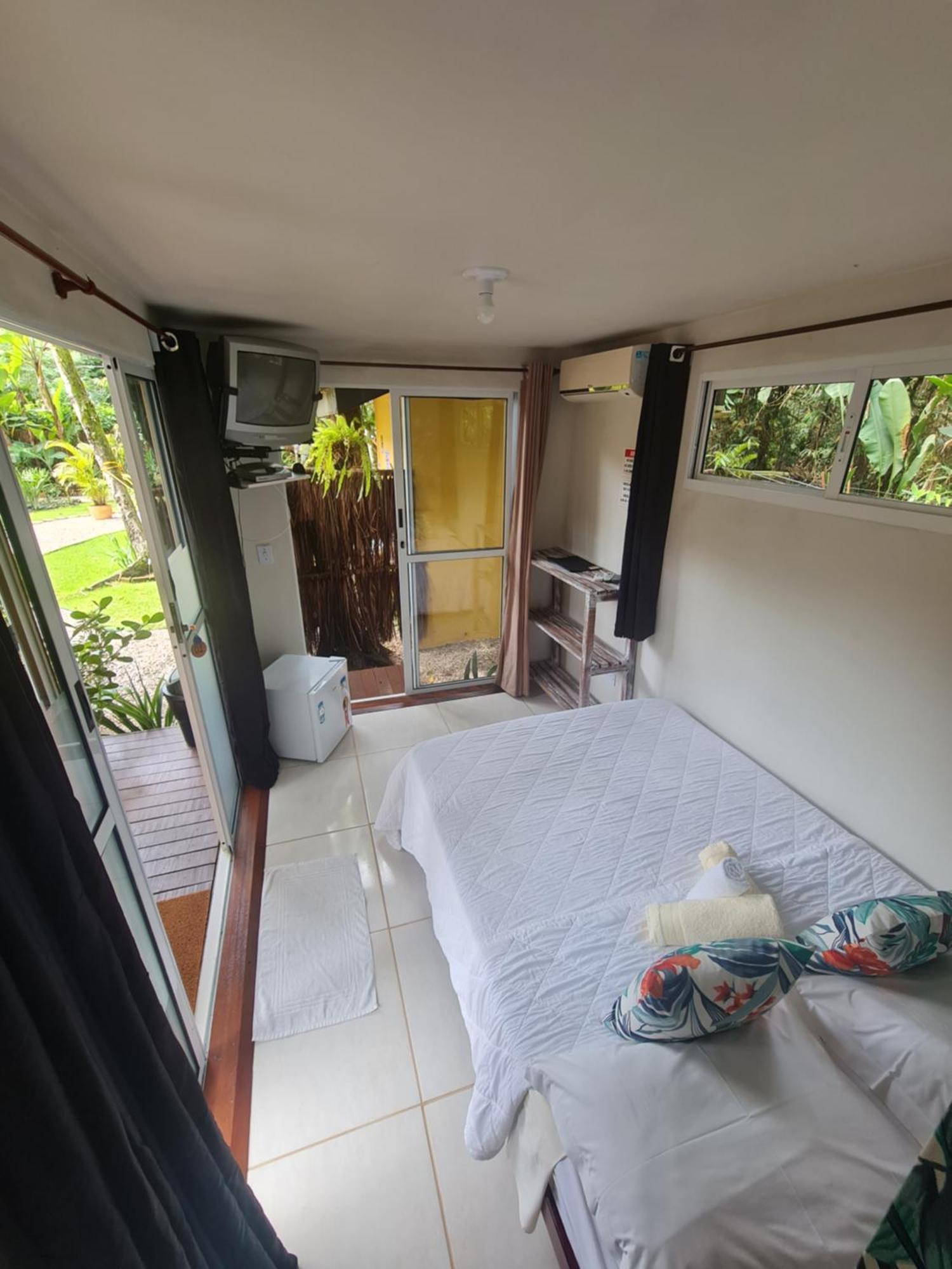 Nalu Guest House Ubatuba Phòng bức ảnh